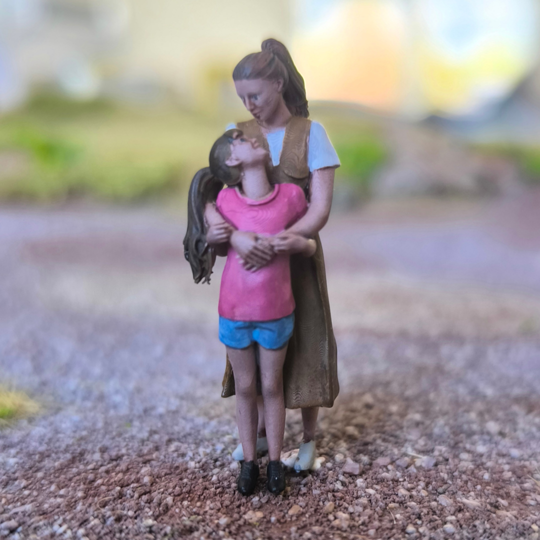 Fille et sa mère regards complices